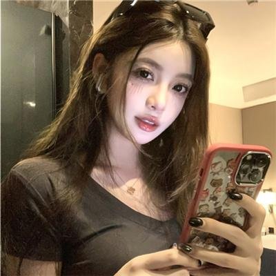 沉默不语的顾小姐
